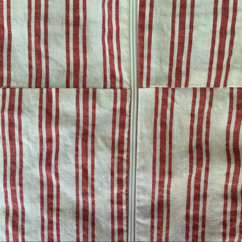 Stone Cold Fox Striped Sweet Heart Crop Top - Picture 7 of 13